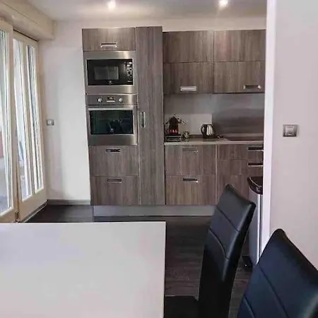 Apartmán Superbe 200m Des Plages